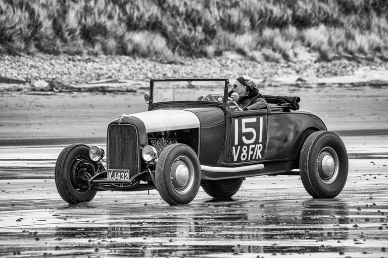 Pendine Sands Hot Rod Races Back For 2019 - By Steve J Huggett (2).jpg