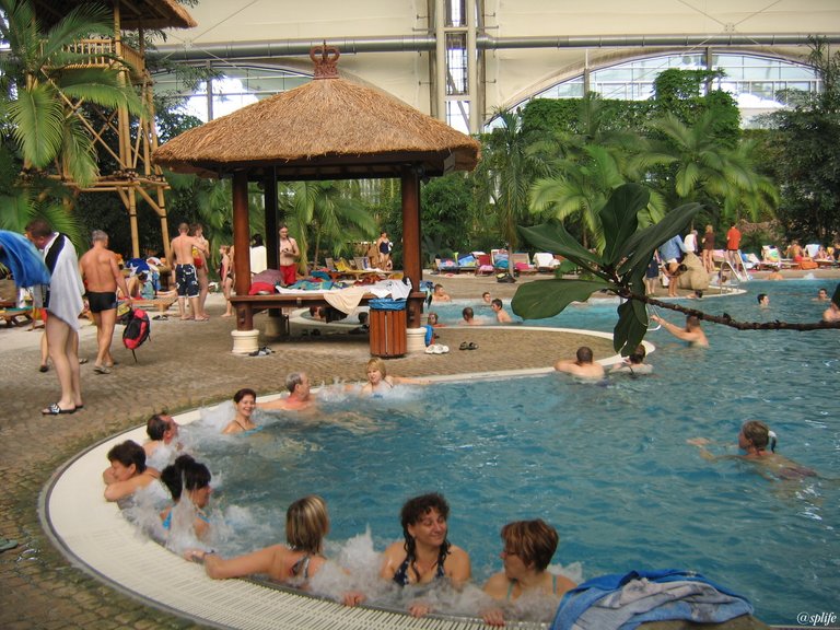 tropicalisland_11.JPG