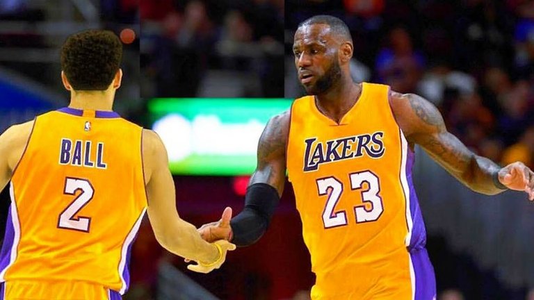 Lebron-James-Lakers-990x557.jpg