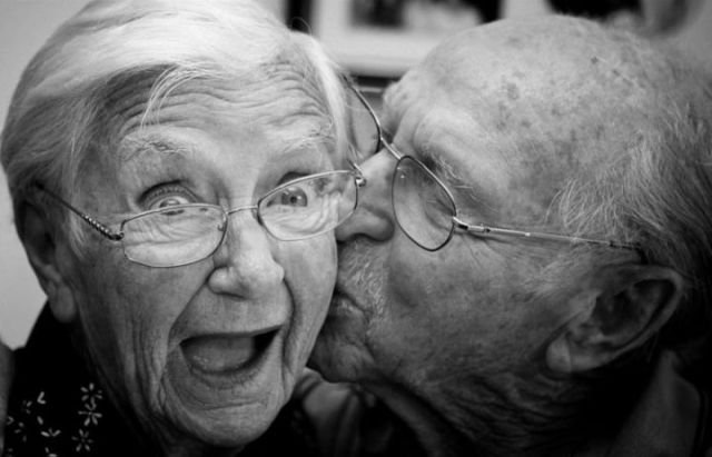old_couples_in_love_are_so_cute_640_01.jpg