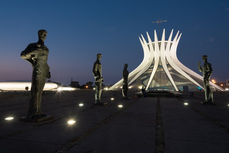 catedral-metropolitana-de-brasilia.jpg