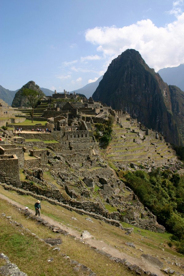 Machu-Picchu-Ruins-600x900.jpg