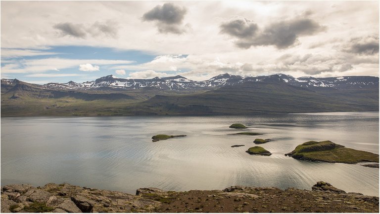 36739741245-mountains-iceland (FILEminimizer).jpg