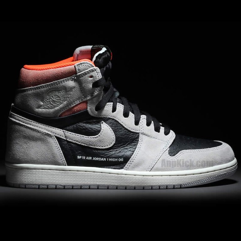 air-jordan-1-retro-high-og-neutral-grey-shoes-555088-018-(3).jpg