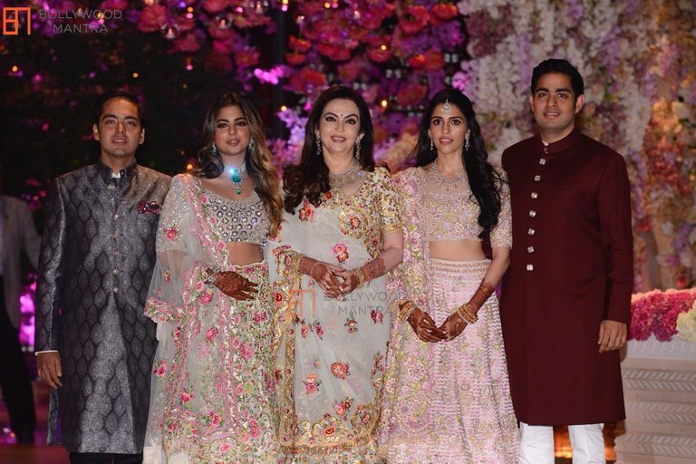 pic ambani.jpg