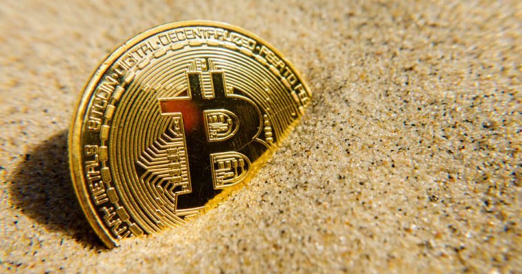 Bitcoin-sand-760x400.jpg