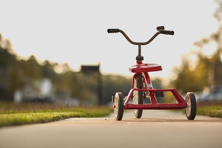 tricycle-691587__480.jpg