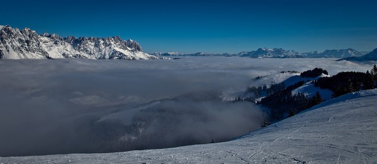 15979659143-sunny-day-over-tyrol (FILEminimizer).jpg