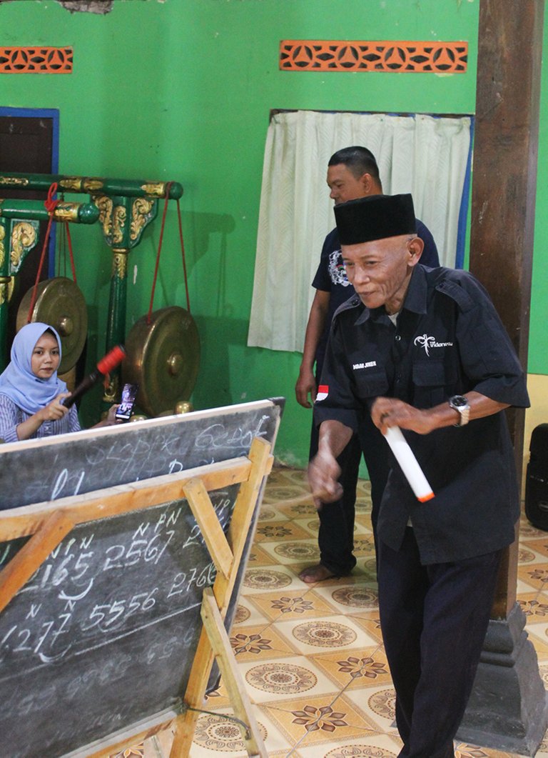 041 - Belajar Gamelan 2.jpg