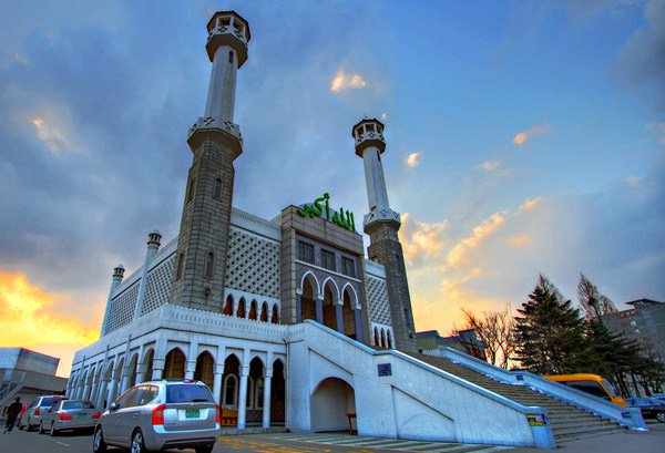 Seoul_Central_Mosque_South_Korea.jpg