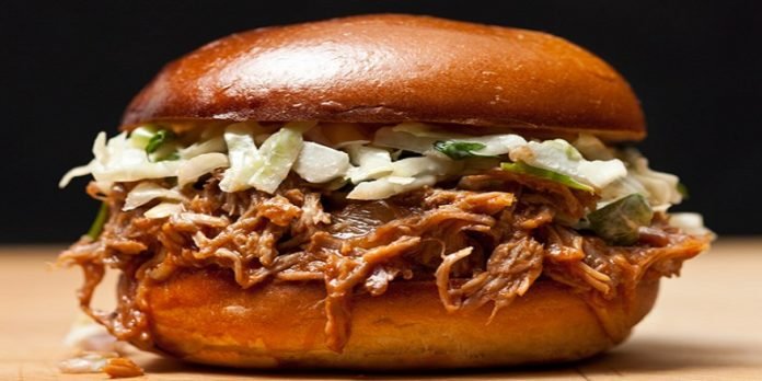 Vegan-Pulled-Pork-Sliders-696x348.jpg