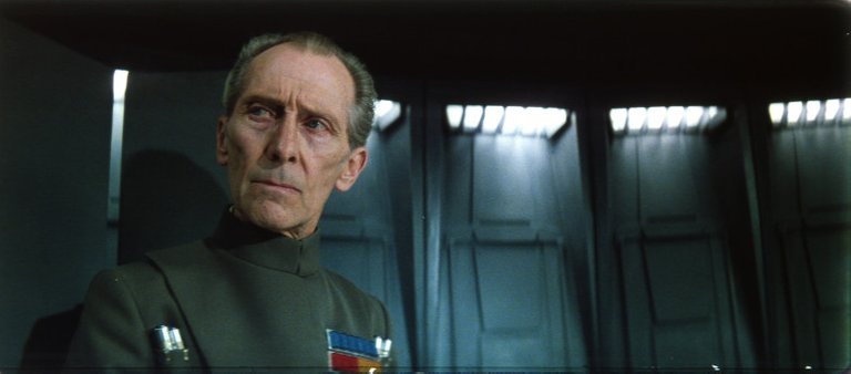 peter-cushing-star-wars-grand-moff-tarkin.jpg