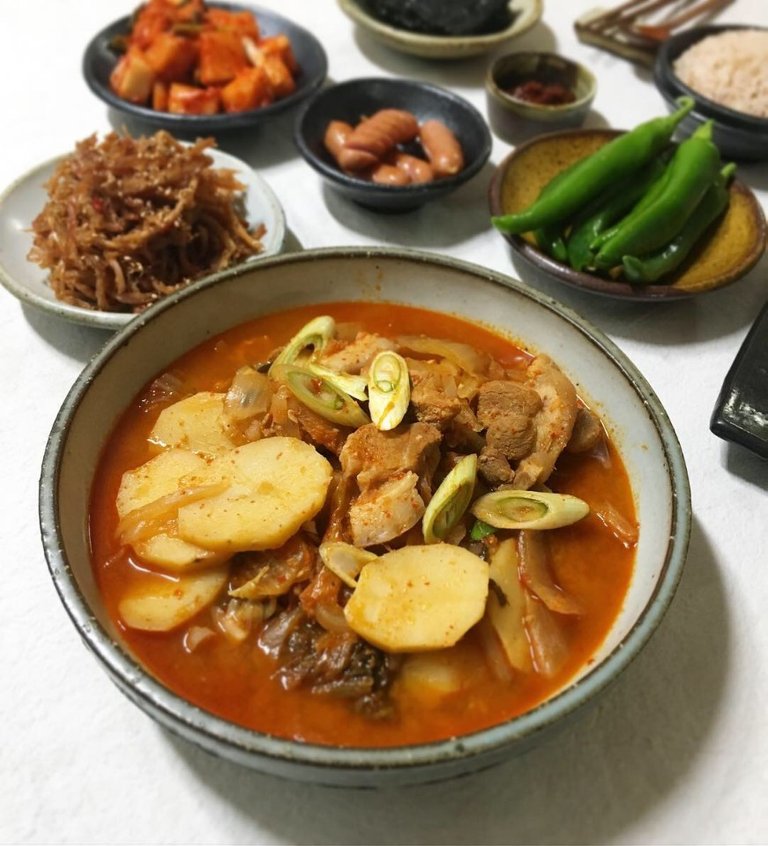 돼지고기감자김치찌개와계란말이-2.jpg