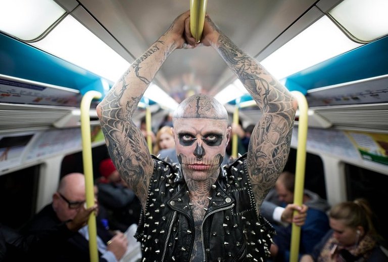 zombie-boy-472976-GALLERY_BIG.jpg