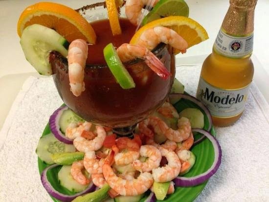 michelada-y-camarones.jpg