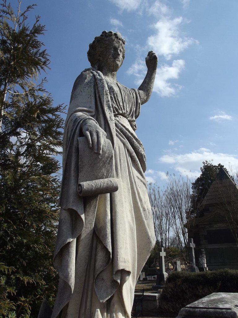 oakland-cemetery-323143_1920.jpg