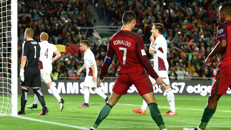 cristiano-ronaldo-portugal-v-lativa-131116_jdvlmmqtbzg61902cpr9qr1vc.jpg