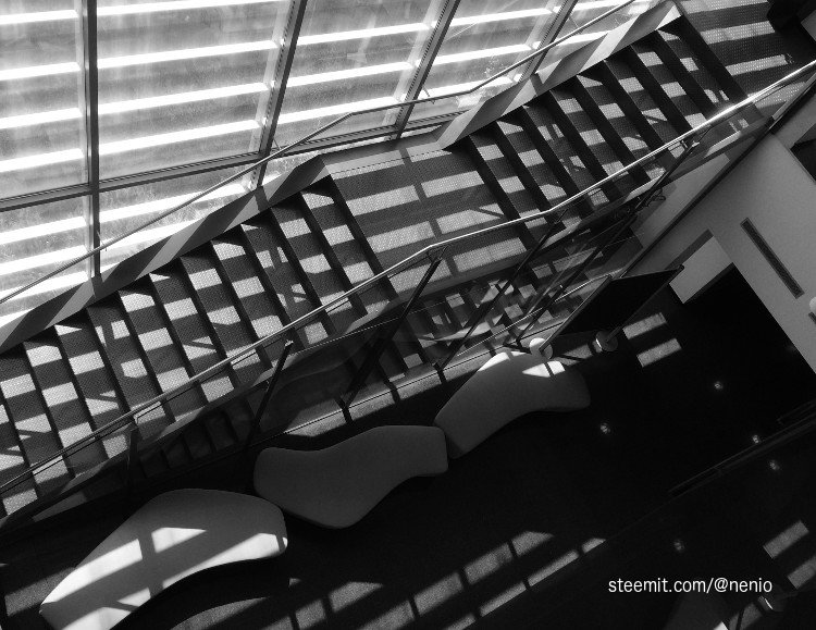 stairs-bw-02.jpg