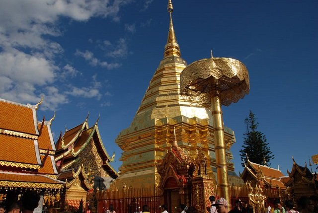 2-Doi-Suthep-Temple-Chiang-Mai-The-Borderless-Project.jpg