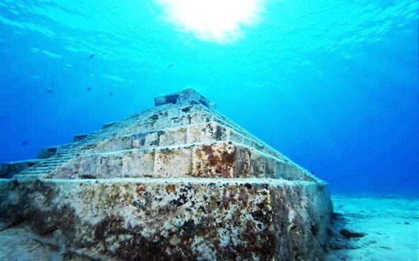 pyramids-of-yonaguni-jima-japan.jpg