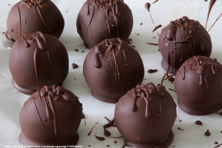 ChocolateTruffles-001-062518.jpg