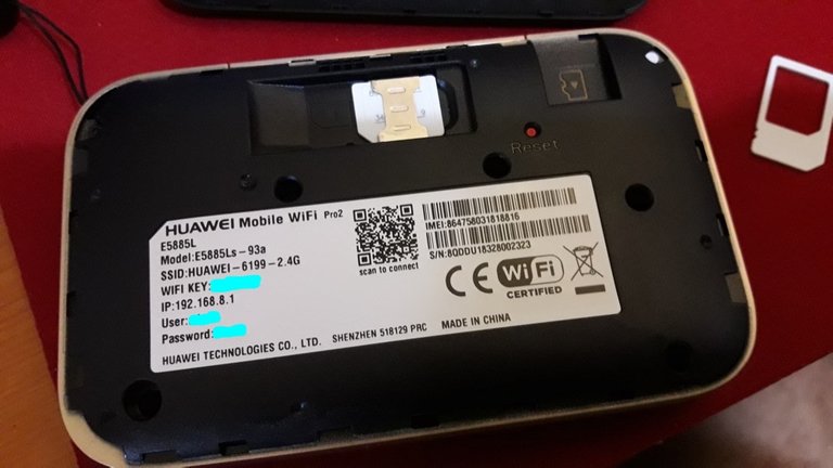 Unboxing the Huawei Mobile WiFi Pro2!