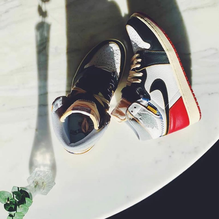 union-air-jordan-1-retro-black-toe-on-feet-og-nrg-bv1300-106-pics-(1).jpg