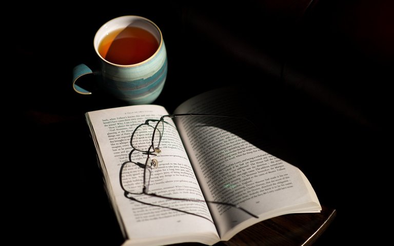 cup-of-tea-1100829_1920(1).jpg