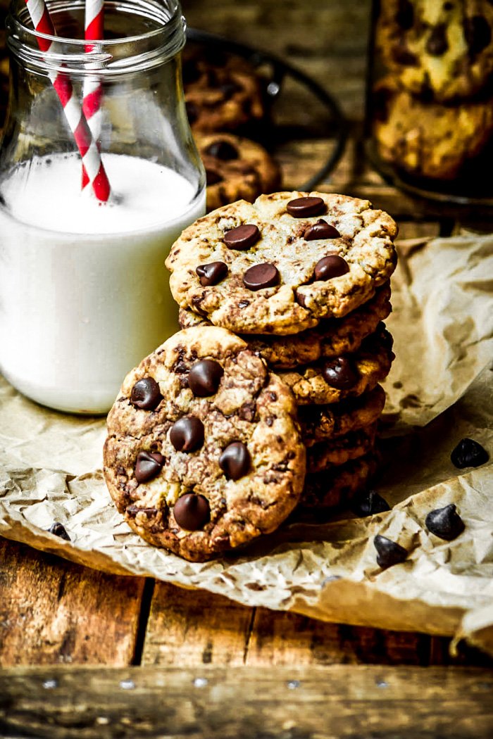 The Best Vegan Chunky Chocolate Chip Cookies-2-2.jpg