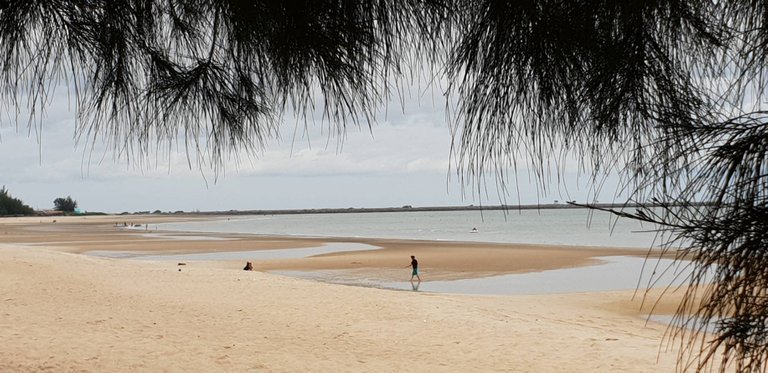 Cha-am beach 1.jpg