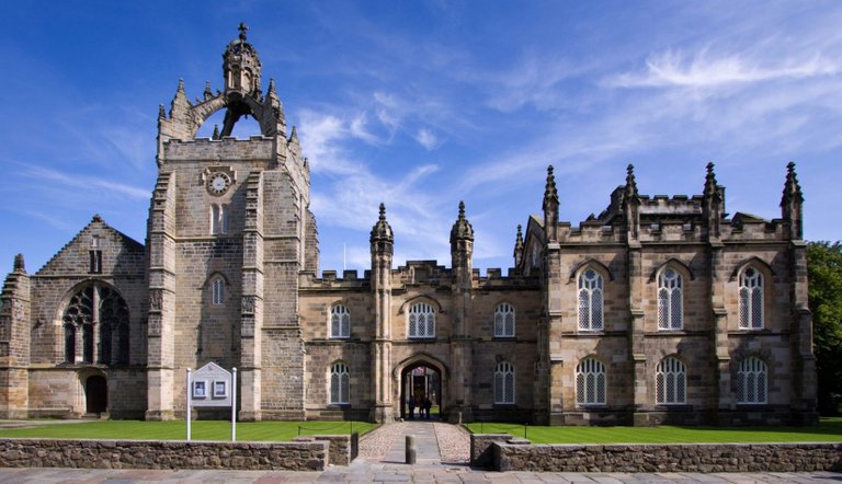 University of Aberdeen Scotland.jpg