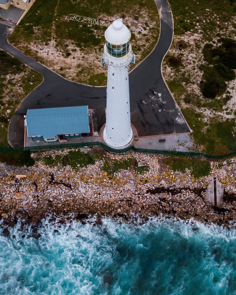 Kommetjie Lighthouse3.jpg