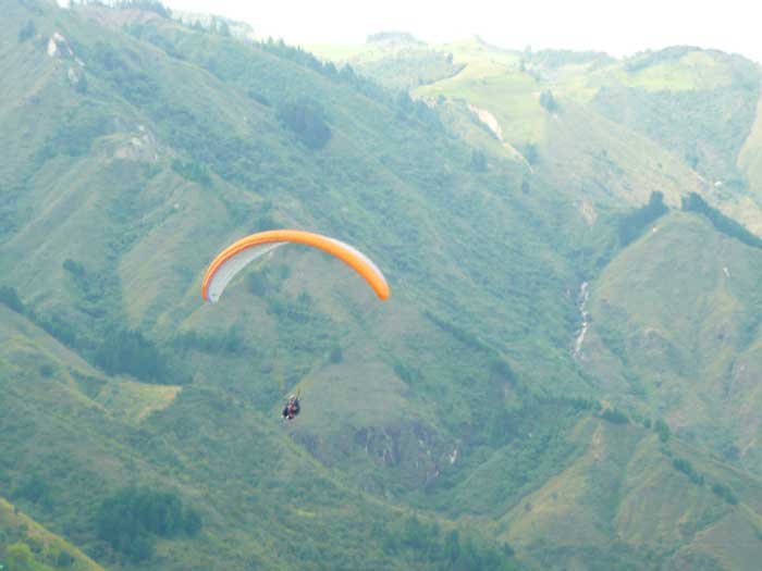 parapente-medellin.jpg