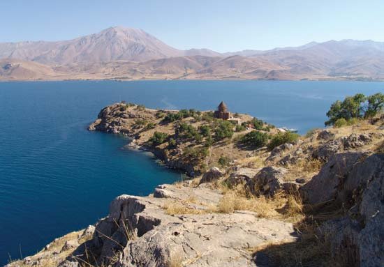 Lake Van 1.jpg