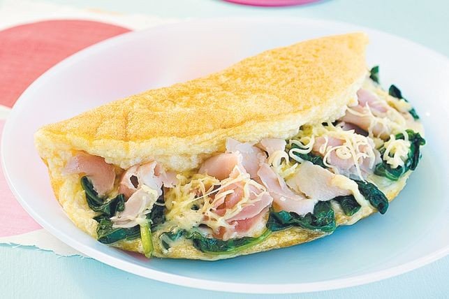 How to Cook Fluffy Omelette with ham Spinach and Swiss Cheese.jpeg