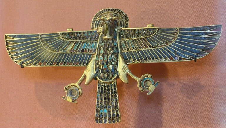 Egypte_louvre_091_faucon(1).jpg