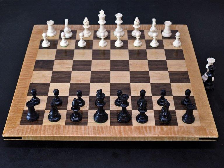 0000051_walnut-and-curly-maple-chess-board-with-curly-maple-frame-2-inch-squares.jpeg