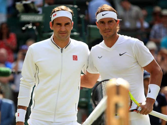 Roger-Federer-and-Rafael-Nadal-pose-before-their-match.jpg
