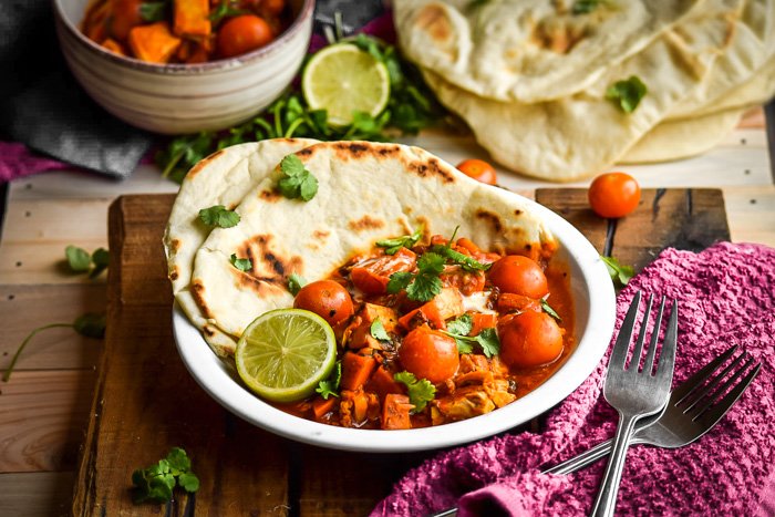 Indian Red Coconut Curry with Homemade Pitas  (vegan)-1.jpg