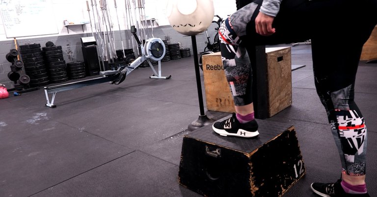 CrossFit Toronto step-up.jpg