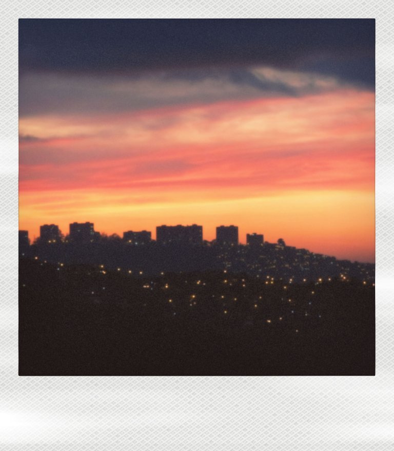 Polaroid atardecer.jpg