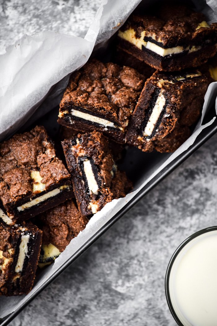 Cookies & Cream Cheesecake Brownie Bars-3.jpg