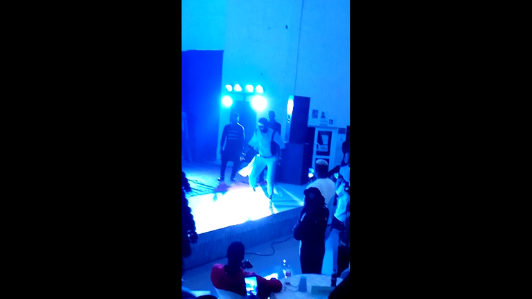 Screenshot_20180810-002626.png