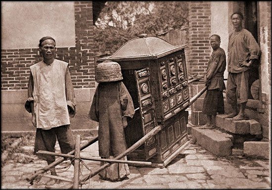 bride-on-her-way-to-wedding-fujian-china-c1911-1913-ralph-g-gold.jpg