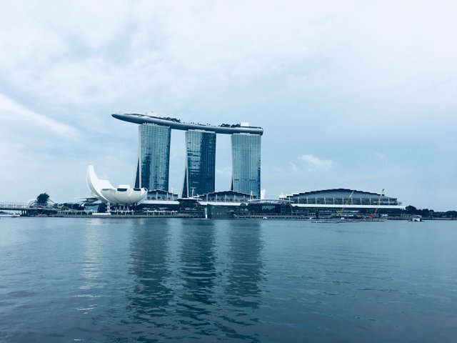 singapore marina bay sands.jpg