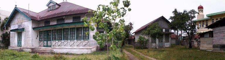 Rumah T. Raja Pakeh, Yell Saints.jpg