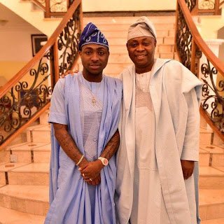 Pictures-of-Nigerian-Celebrity-Men-In-Agbada-manly-Davido-and-His-Father.jpg