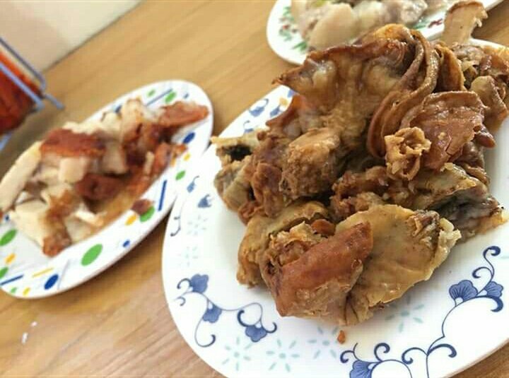 r.f_chicharonbulaklak.jpg