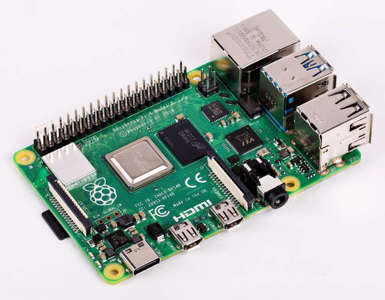 Raspberry-Pi-4-hero-shot.jpg