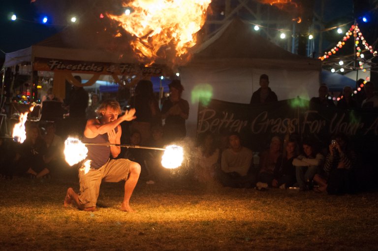 St Kilda festival 01-2010 fire jugglers-8.jpg